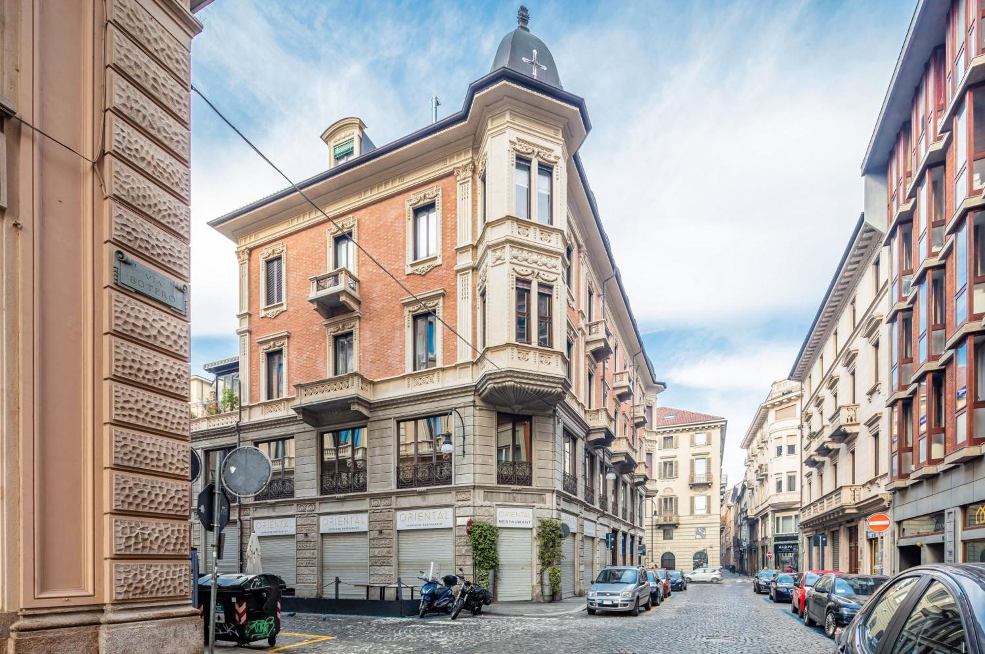 Piazza Castello Central Studio Turín Exterior foto